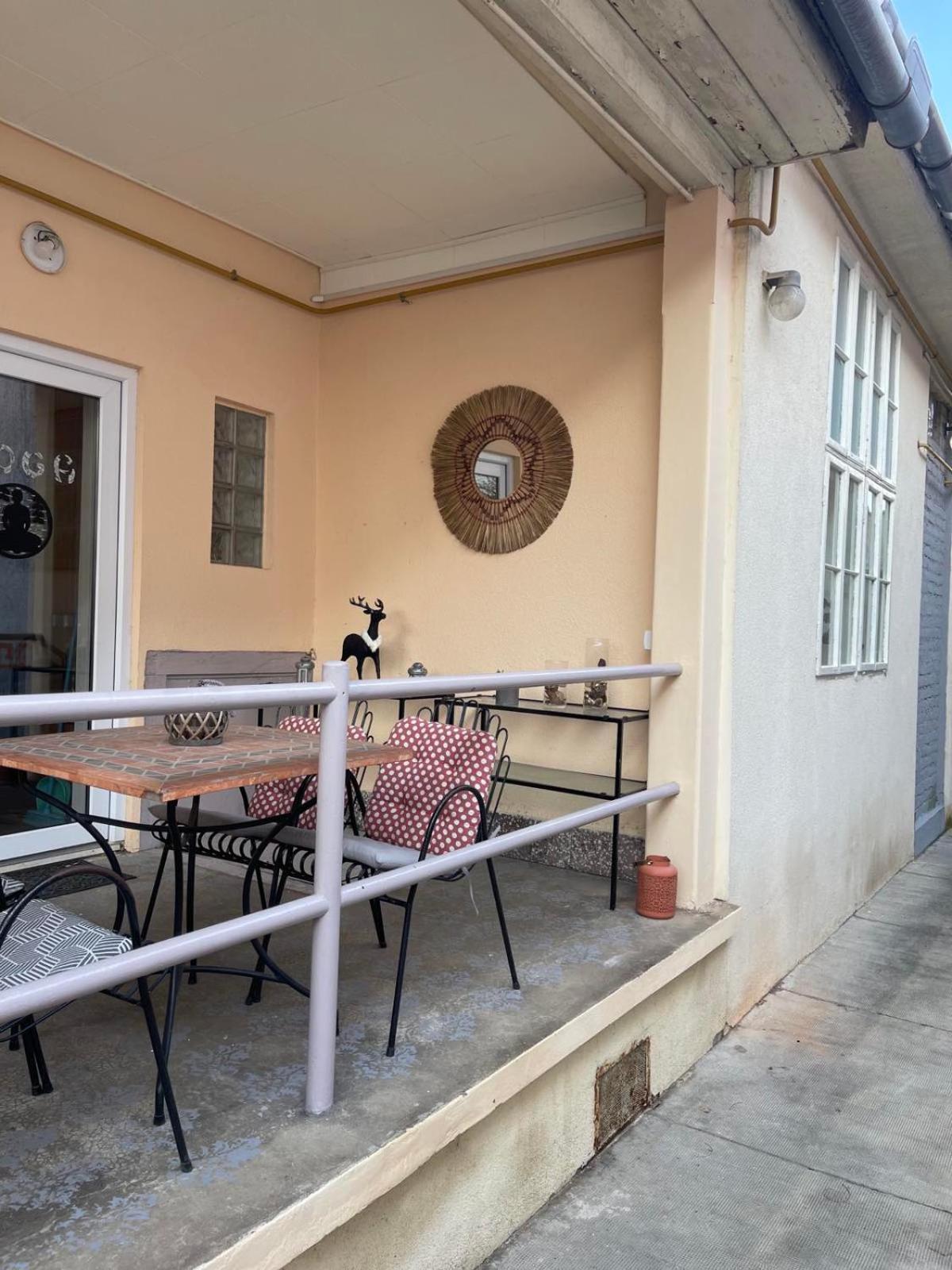 Lennon Apartment Vinkovci Exterior photo